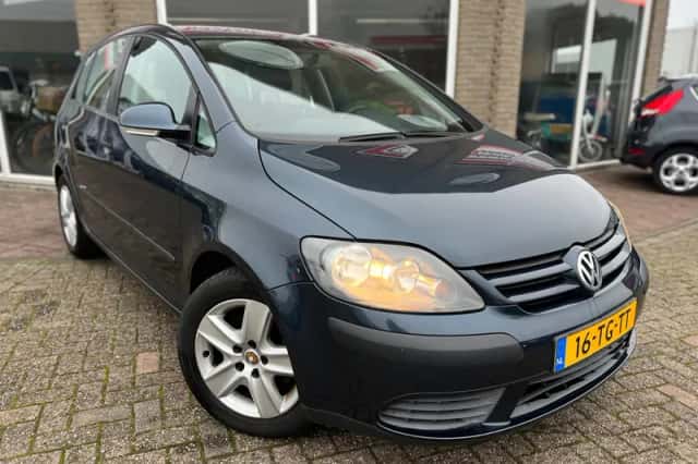 Volkswagen Golf (2006) thumbnail 3