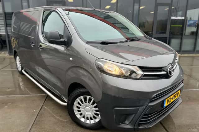 Toyota Proace (2016) thumbnail 3