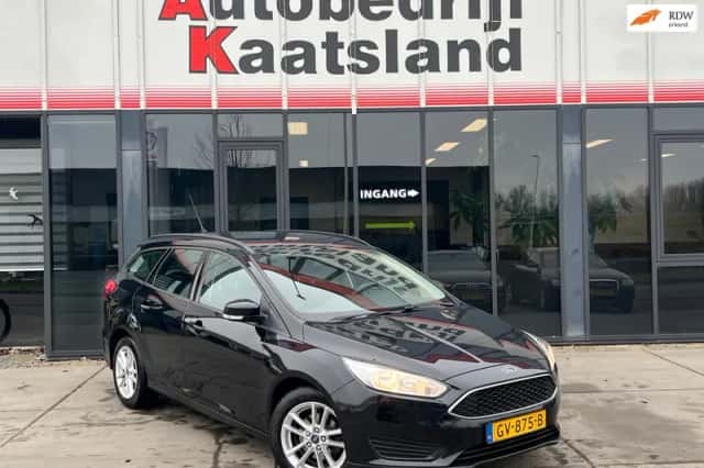 Ford Focus (2015) thumbnail 2