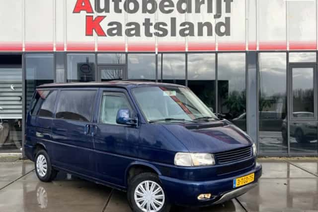 Volkswagen Multivan (2000) thumbnail 1