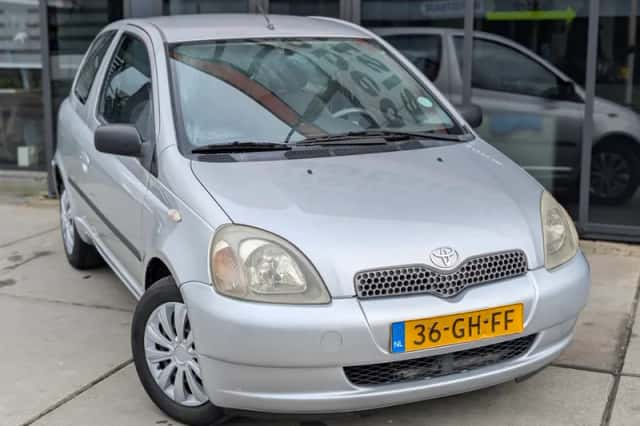 Toyota Yaris (2000) thumbnail 5