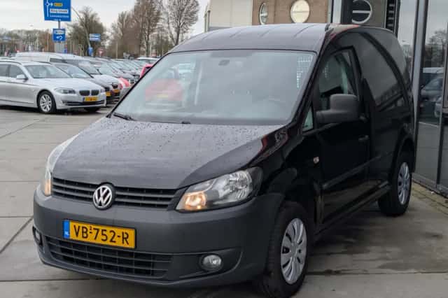 Volkswagen Caddy (2013) thumbnail 4