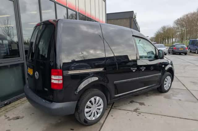 Volkswagen Caddy (2013) thumbnail 6