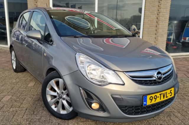Opel Corsa (2012) thumbnail 3