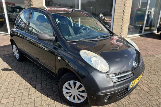 Nissan Micra (2007) thumbnail 3