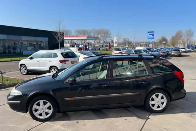 Renault Laguna (2003) thumbnail 4