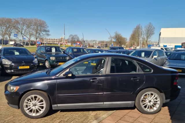 Volvo S40 (2005) thumbnail 4