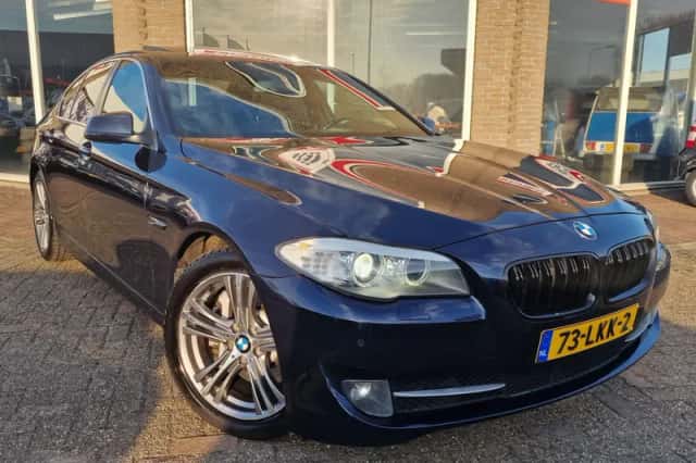 BMW 5-Serie (2010) thumbnail 3