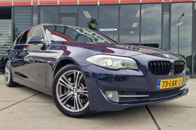 BMW 5-Serie (2010) thumbnail 3