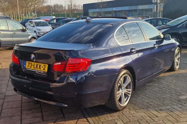 BMW 5-Serie (2010) thumbnail 4