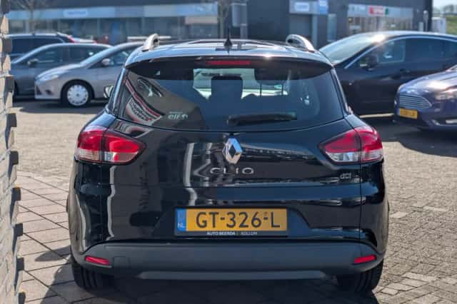 Renault Clio (2015) thumbnail 6