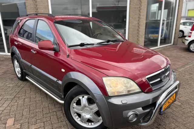 Kia Sorento (2005) thumbnail 3