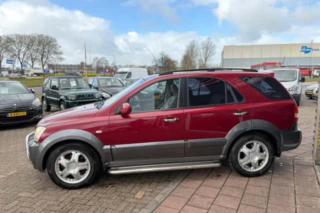 Kia Sorento (2005) thumbnail 4