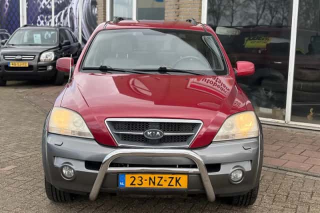 Kia Sorento (2005) thumbnail 5