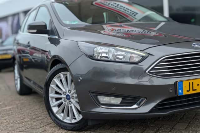 Ford Focus (2016) thumbnail 4