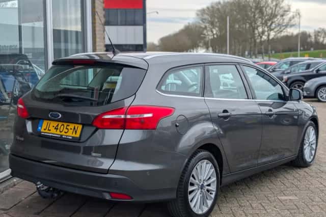 Ford Focus (2016) thumbnail 6