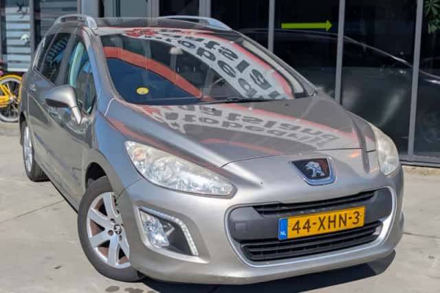 Peugeot 308 (2012) thumbnail 5