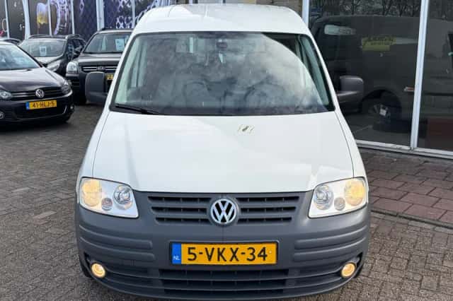 Volkswagen Caddy (2010) thumbnail 5