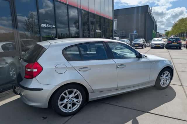 BMW 1-Serie (2008) thumbnail 6