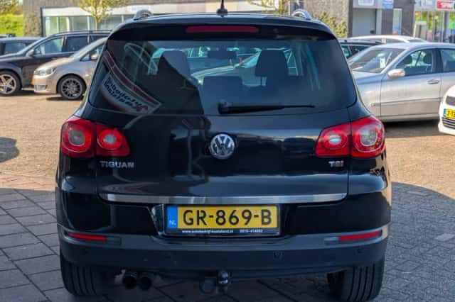 Volkswagen Tiguan (2009) thumbnail 6