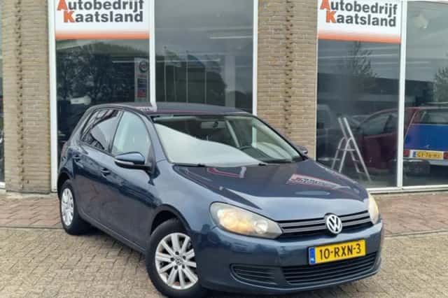 Volkswagen Golf (2011) thumbnail 1