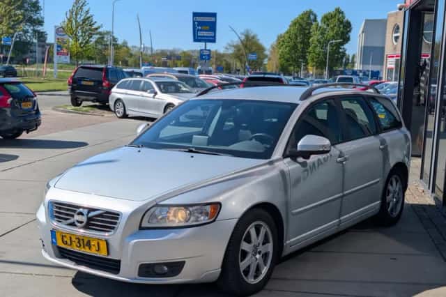 Volvo V50 (2010) thumbnail 4