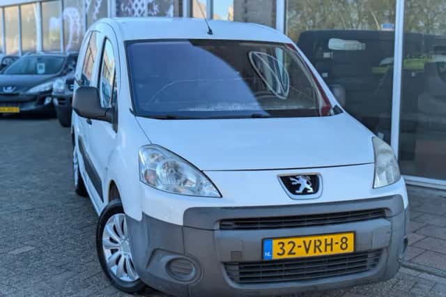 Peugeot Partner (2008) thumbnail 5