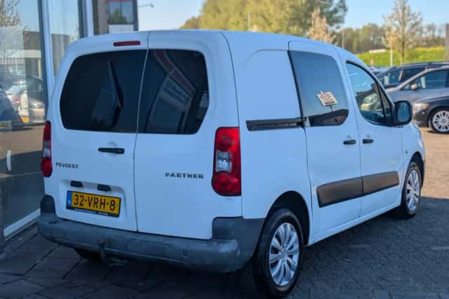 Peugeot Partner (2008) thumbnail 6
