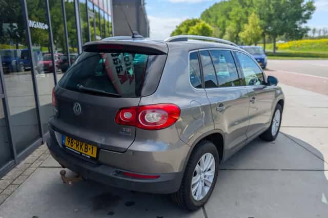 Volkswagen Tiguan (2011) thumbnail 6