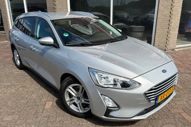 Ford Focus (2019) thumbnail 3