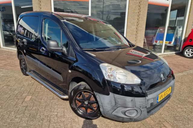 Peugeot Partner (2014) thumbnail 3