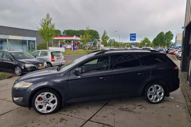 Ford Mondeo (2008) thumbnail 4