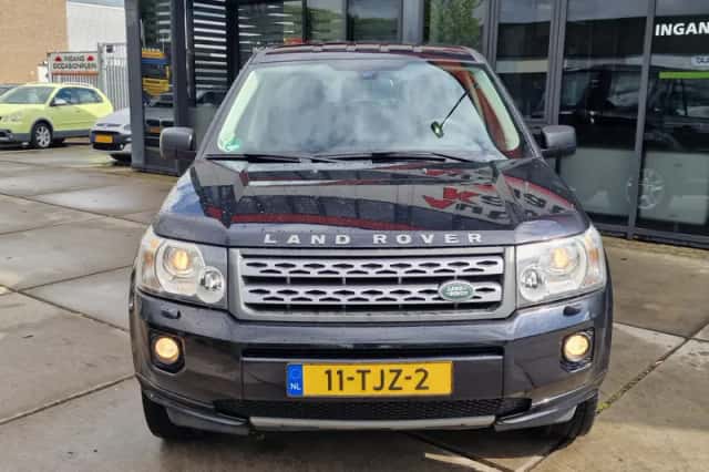 Land Rover Freelander (2012) thumbnail 4