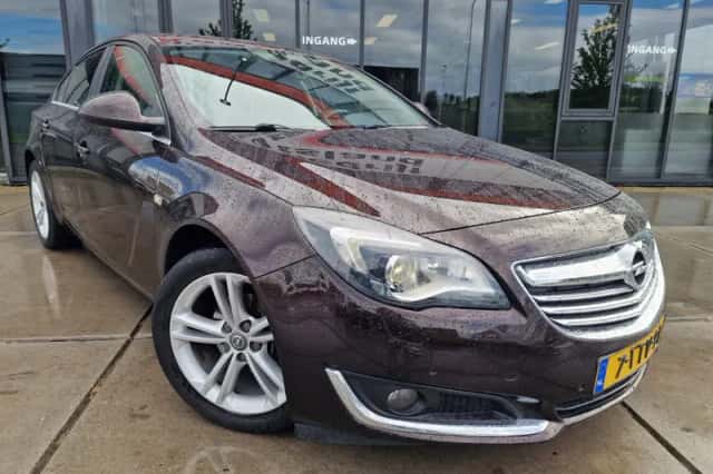 Opel Insignia (2014) thumbnail 4
