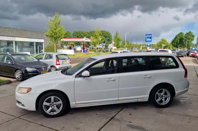 Volvo V70 (2009) thumbnail 5