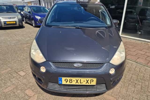 Ford S-Max (2007) thumbnail 5
