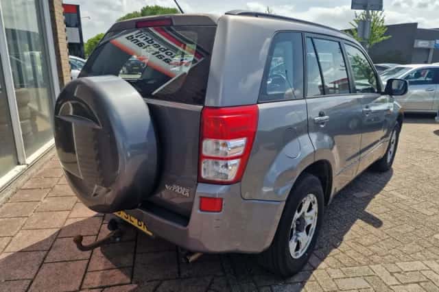 Suzuki Grand Vitara (2006) thumbnail 6