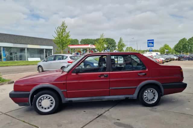 Volkswagen Jetta (1992) thumbnail 4
