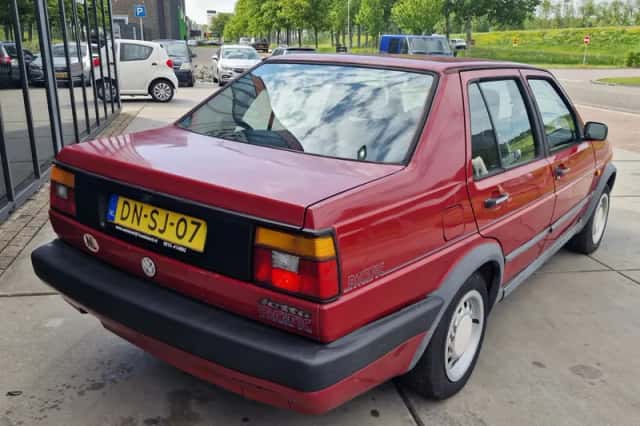 Volkswagen Jetta (1992) thumbnail 6