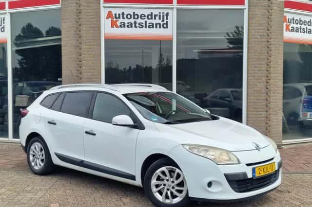 Renault Mégane (2009) thumbnail 2