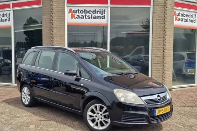 Opel Zafira (2006) thumbnail 1