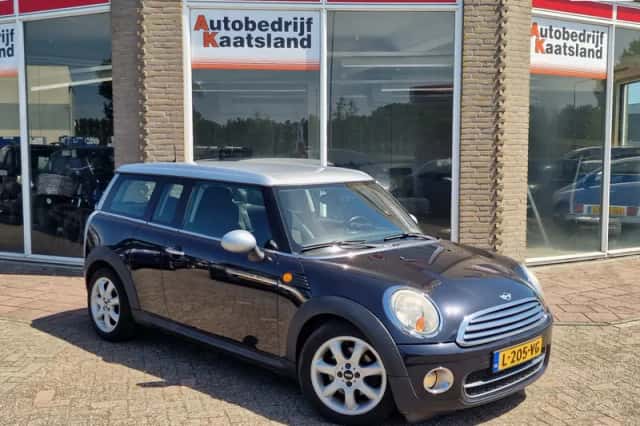 MINI Clubman (2008) thumbnail 2