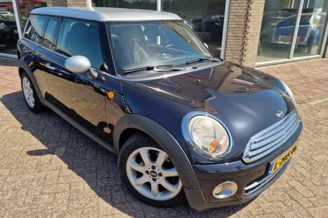 MINI Clubman (2008) thumbnail 3