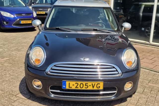 MINI Clubman (2008) thumbnail 6