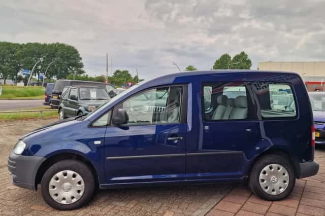 Volkswagen Caddy (2006) thumbnail 4