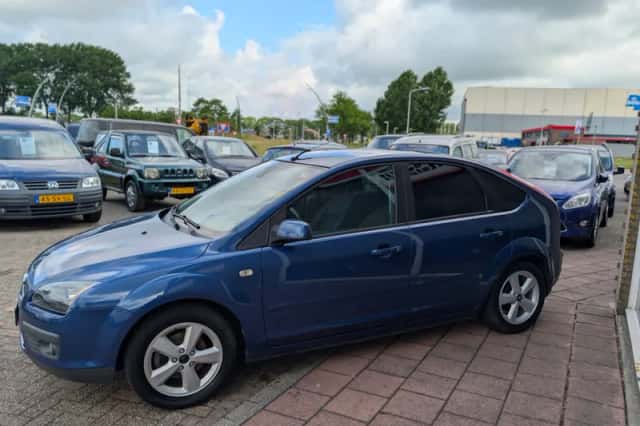 Ford Focus (2007) thumbnail 3