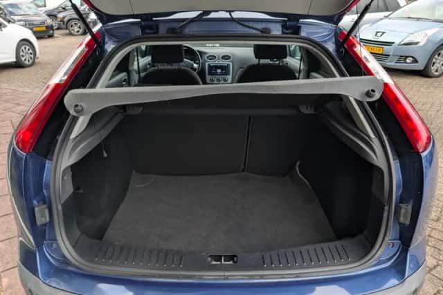 Ford Focus (2007) thumbnail 6