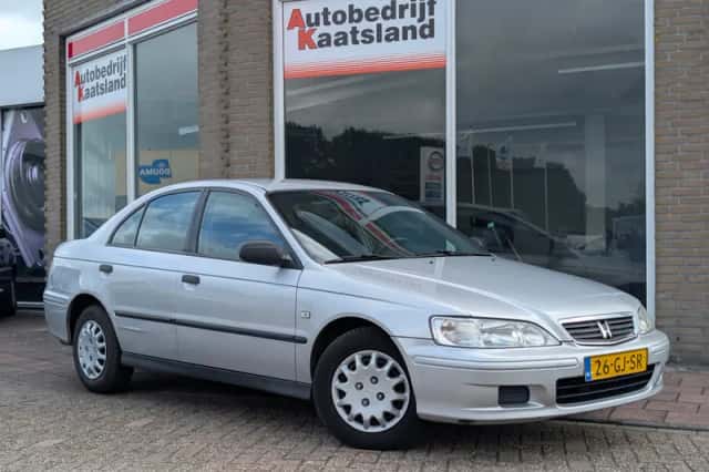 Honda Accord (2001) thumbnail 2