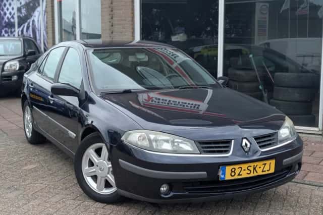 Renault Laguna (2006) thumbnail 5