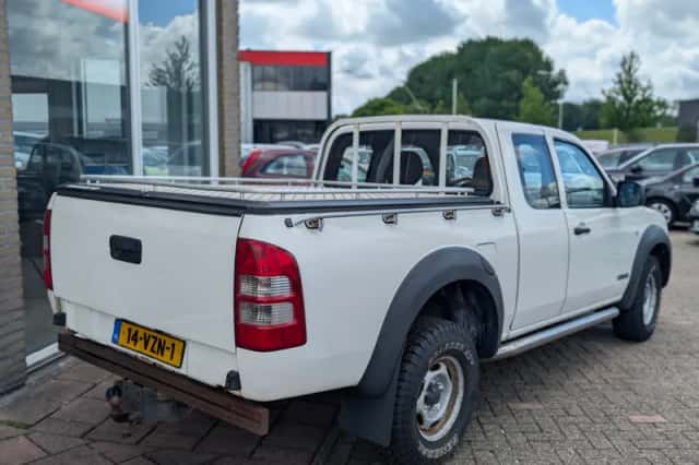 Ford Ranger (2009) thumbnail 6